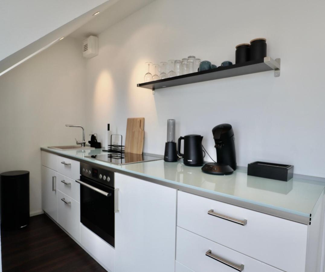 Sunset Apartment: Free Parking + Balcony + Netflix เอสเซน ภายนอก รูปภาพ